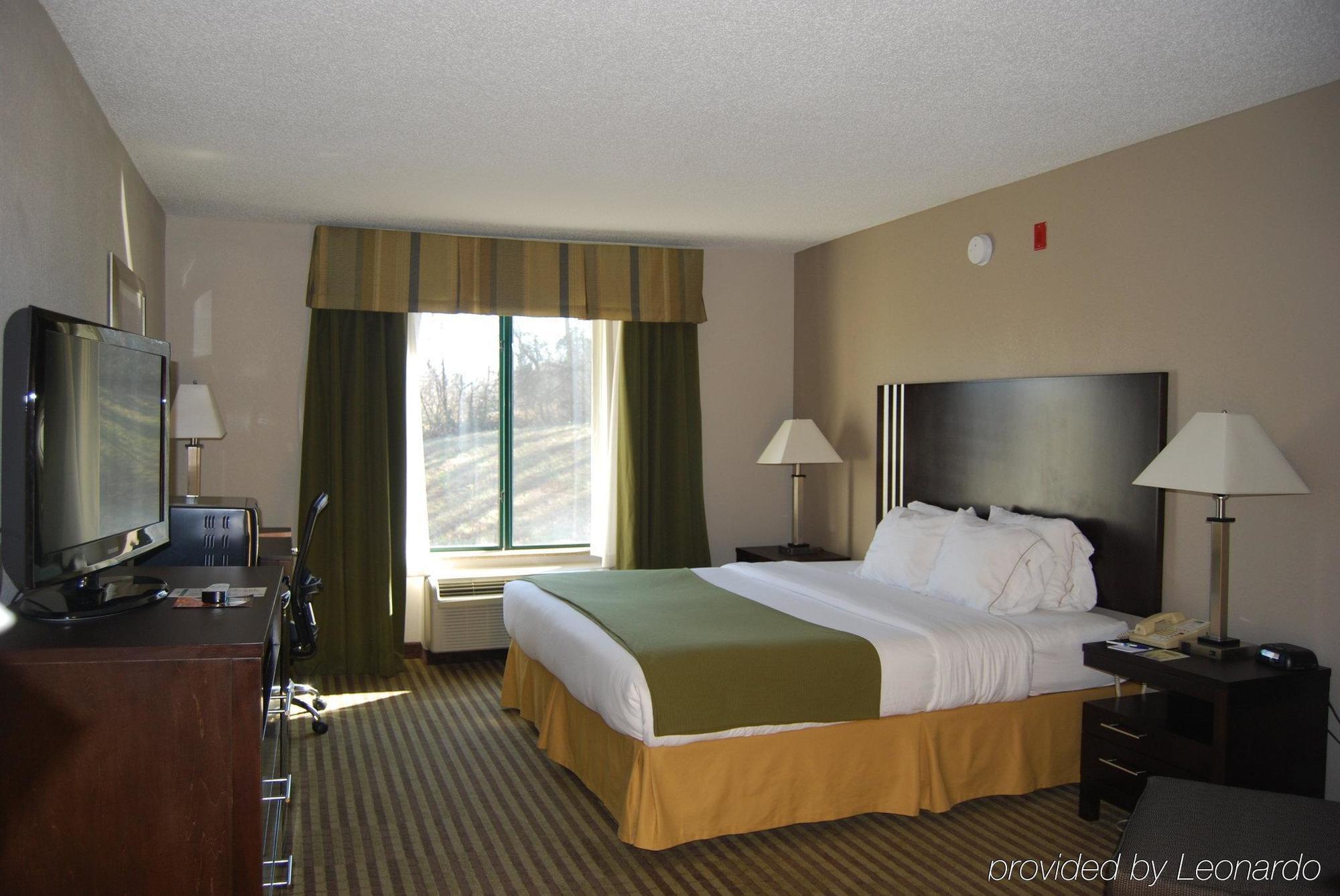 Holiday Inn Express & Suites Tell City By Ihg Exterior foto