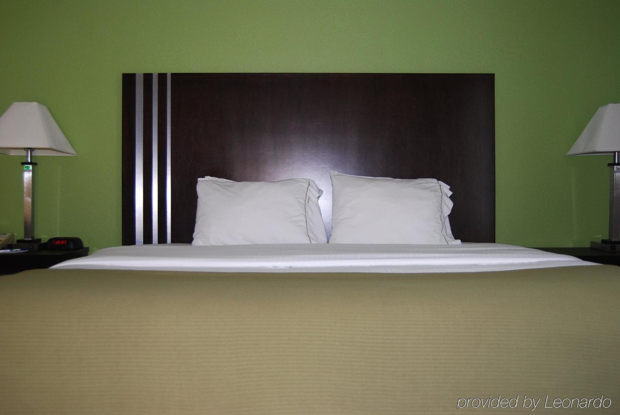 Holiday Inn Express & Suites Tell City By Ihg Exterior foto